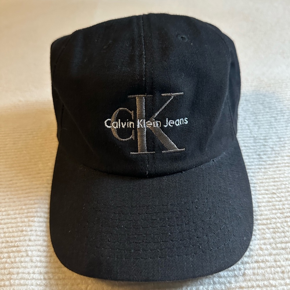 Calvin Klein Black Cap